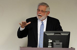 Former HealthSouth executive, who pleaded guilty in fraud, writes 'Ethics Playbook'