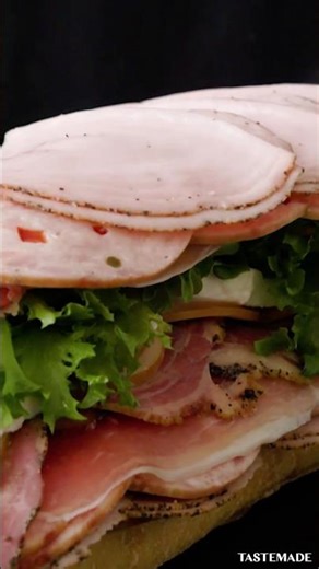 じいちゃんに出したら顎が外れかけたサンド😹🥪#shorts #簡単レシピ #おうちカフェ #料理 #food #recipe #パン #sandwich