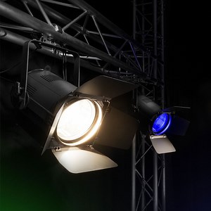 Beamz Pro BTF440Z Mini Fresnel Zoom 4x40W RGBW