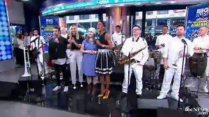 Karmin Performs 'I Want It All' on 'GMA'