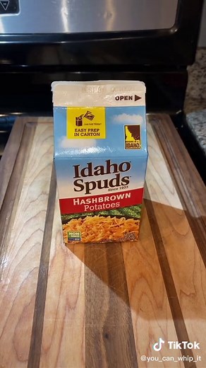 #hashbrowns #potato #potatos #idahospud #idahospuds🥔 #spuds #quickrecipes #quickbreakfast #breakeast #SmellLikeIrishSpring #fyp #foodtiktok #foodtok #easyrecipe #traveltrailer #fryed #breakfastideas #costco #costcofind #costcofindscanada