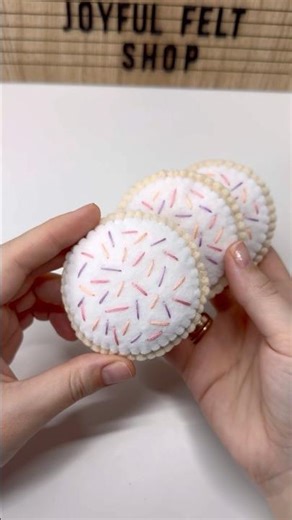 Felt cookie tutorial 🍪✨ #felt #sewing #diy #shorts #handmade #craft