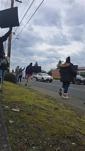 Cascade Forward on Reels