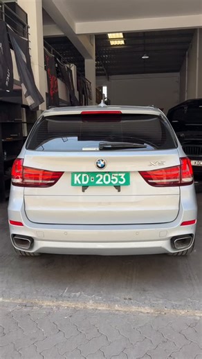 BMW F15 X5 CarPlay/Android Auto Integration Complete ✅ Carplay wireless ✅ Android Auto Wireless ✅ No coding needed ✅ Full integration ✅ Full screen carplay ✅ Wireless connectivity ✅ Bluetooth calls and audio ✅ Screen mirroring ✅ Camera integration with lines (if you have a camera) ✅ USB video ✅ Video in Motion ✅ Original menu and idrive fully accessible ✅ THIS IS NOT A SCREEN CHANGE Coding ***BMW*** E F G I SERIES, MINI & Rolls Royce. 🗺 Map Updates and lifetime FSC codes. All OEM retrofits and 