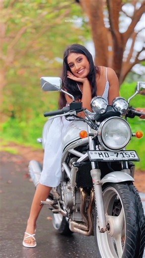 New shoot bihind the scene🤍📸 PHOTOGRAPHY | RD STUDIO For bookings | ⁨076 812 2734⁩ 👰‍♀️In frame - @denuwani nimhara 💄Huma - Salon avenue https://www.facebook.com/profile.php?id=61561278118139&mibextid=wwXIfr&mibextid=wwXIfr RD Photography ©️ All rights reserve ##rdstudio##RDPhotography ##kahatagasdigiliya##anuradhapura ##CapCut