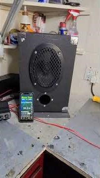 Custom made ported 6x9 speaker boxes -- bass sweep demo. How low will they go?