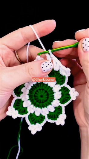 🌹 Beautiful Crochet Rose Flower Motif 🌸 Easy Knitting Design #Shorts #crochet ‪@GharKiBunai‬
