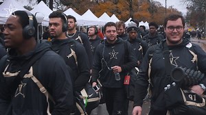 Commodore fans providing a warm welcome for the final Dore Alley of 2019. #RTI | #AnchorDown | Vanderbilt Athletics
