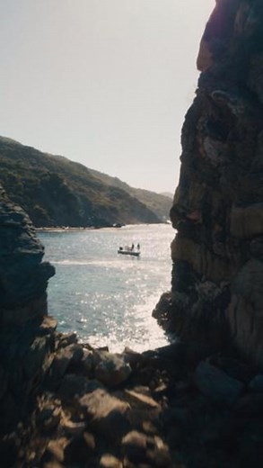 Lowrance on Instagram: "Control begins with Recon™ – the new generation of electric steer trolling motor from Lowrance. A unique joystick remote, wireless foot pedal and display integration allow you to control your motor from anywhere onboard. While best in class GPS and thrust hold you in position, no matter the conditions. With all that taken care of, all that’s left is for you to take control of your cast and reel in the fish. 🔹 Link in bio #LowranceFishing #LowranceRecon #TrollingMotor"