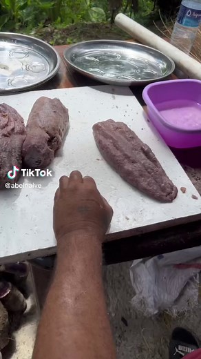 Discover Vakalolo: A Signature Fijian Dessert