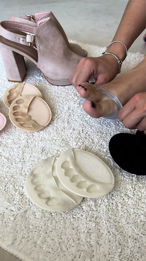 Stiletto and Wedge Heels Transformation with Forefoot Pads