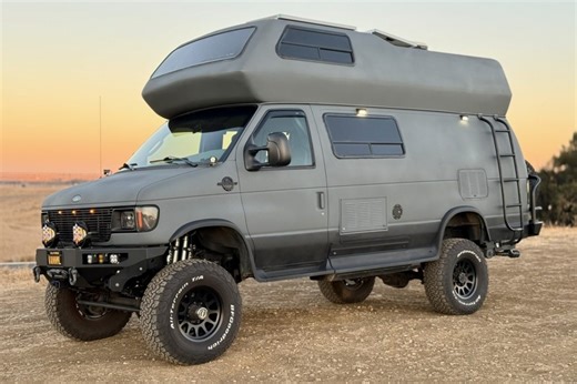 1998 Ford E-350 Airstream 190 Camper 4x4 Conversion