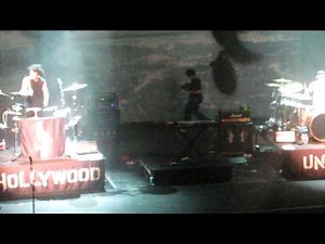 Hollywood Undead- Paradise Lost Live at The Wiltern 2009