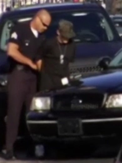 Rob gets arrested in front of his parents 👮‍♂️😂 #funnyvideos #hilarious #nostalgia #2000sthrowback #fypシ゚viral