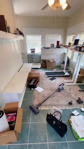 12 reactions | Clean my house with me. I hope this inspires you to clean and Declutter your own spaces. #cleantok #declutterwithme | Meg For It Blog | Facebook