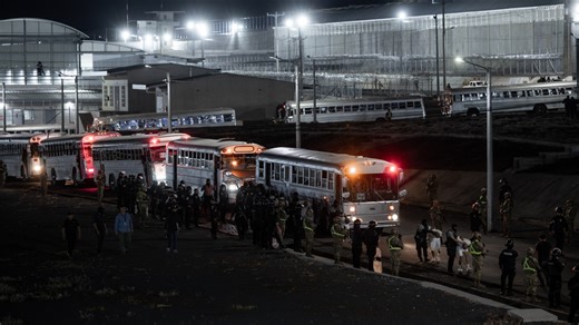 Judge: 'Probable cause' to hold U.S. in contempt over Alien Enemies Act deportations