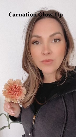 Transforming Carnations: A Creative Flower Tutorial