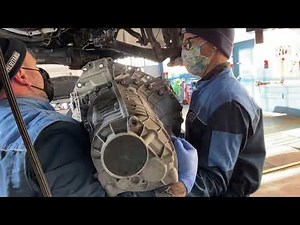 How do you disassemble the automatic transmission of an Audi A4?