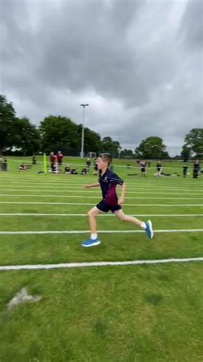 Impressive 600m Run in 2 Minutes and 4 Seconds