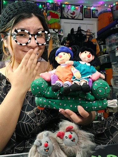 Amazing Retro Kid Merchandise Review