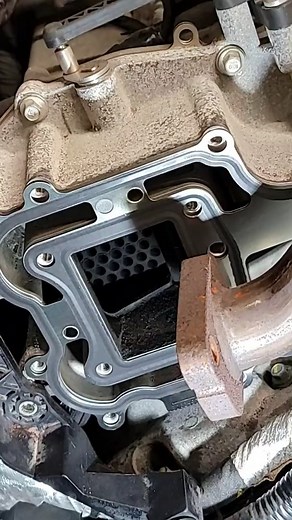 FORD 6.7 diesel tryin to be a 6.0, cmon 🤦‍♂️🤦‍♂️ #shorts #egr_valve.#fblifestyle | PowerStroke Tech Talk W／A Rod