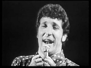 Tom Jones - Thunderball Theme (Live TV 1966)