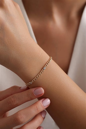 14k Gold Miami Curb Link Bracelet With Three Diamonds - Etsy