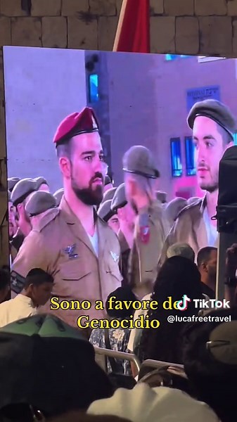 Ad una certa mi sono pure stancato di parlare con le persone, non ne potevo più ti sentire minchiate su minchiate! Puoi parlare di qualsiasi argomento con loro e sono persone normali, intelligenti, interessanti.. poi metti in mezzo il conflitto e diventano dei coglioni a senso unico Aaaaaaaaaaaaaaaaaaaaaa Che ne pensi?