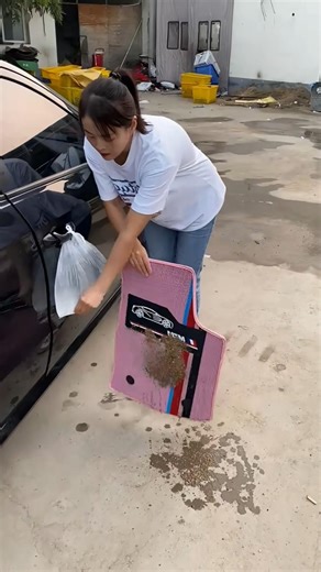 आखिर मम्मी ने सारा गाड़ी गंदा कर दिया ll Carriage House wooden artist ll #cartoon #shortvideo