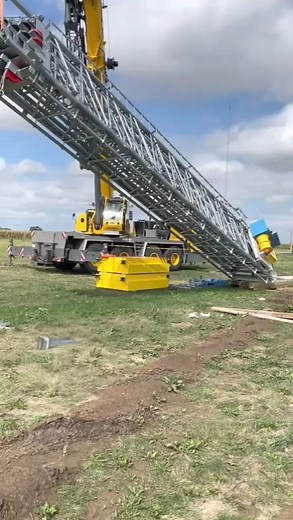 The Installation of Crank Up Tower by LUSO Tower 145 feet with another 12 feet of mast! 🌀 K9CT Contest Station. 📷 Ralph, K9ZO #CrankUp #hamradio #lusotower #hamradiooperator #hamradiocommunity #TowerInstallation | 4 F 1 E B D Amateur Radio