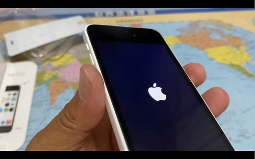 2023年，开箱一台全新iOS7系统的iPhone5C