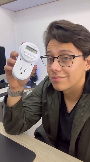 6.2K views · 24 reactions |  Automatiza tu espíritu navideño ✨ Programa tus luces o el árbol para que se enciendan solas con este timer digital. Ahorra tiempo, energía y disfruta la magia.  ¡Aprovecha 20% OFF y comparte con quien ama lo práctico!  https://bit.ly/47IqBJW Promoción válida en productos seleccionados del 28 de octubre al 20 de noviembre 2025 | Steren Honduras | Facebook