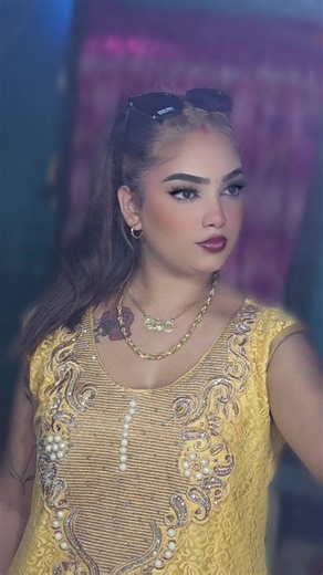 Priya❤️ (@priya_2000_18)’s videos with original sound - brit.lyrics_