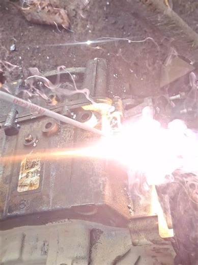 pegaste en algo se te quebro tu trasmicion?? asi quedo reparación de trasmicion AT de ford escape 2010 #sabinojr #mecanicaconsabinojr #tallersabinojr #transmision #mecanica