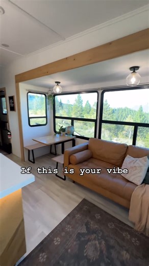 9.3K views · 234 reactions | If you're thinking of traveling the country in an RV, there's nobody better to follow than Less Junk, More Journey! #rvlifestyle #rvfulltime #rvfamily #lovethatrv #fulltimefamilies | Love That RV | Facebook