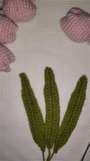 Tulip Part 3 Leaf🌿 #shorts #crochet #knittig #tulips #leaf #foryouツ