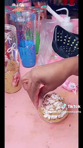 #Uniquelydifferent #Sheeocreations #mythoughtsinacup #udifferent #Sheeocups @Kiki Creates on the UVDTF tonight