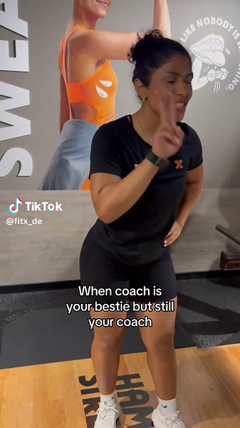 Dein Coach als bester Freund im Fitnessstudio