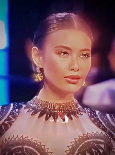 75K views · 3.3K reactions | The snake walk  #MMD #MelanieMarquez #MichelleDee #snakewalk #pageant #fypageシ #viralpost2025シ #fypシ | Quennie | Facebook