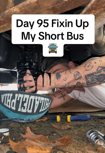 Day 95 Fixin up my short bus 🚍 #skoolie #skoolieconversion #shortbus #oilchange #mechanic #help #nevergiveup