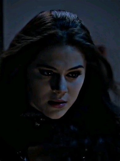 Cómo suena Daisy siendo una Chica Vampiro