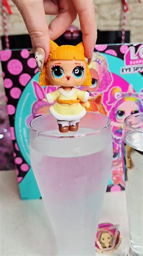 @tanjastoysreview on Instagram: "[Werbung]🧊Color Changing LOL Surprise Eye Spy Series Foxy Grrrl🦊🧊🔍 Available at SmythsToys on sale🎊🛒 Thank you @smythstoys_de @lolsurprise @mgaentertainment Gifted #lolsurprise lolsurpriseeyespy #colorchange #colorreveal collectlol"