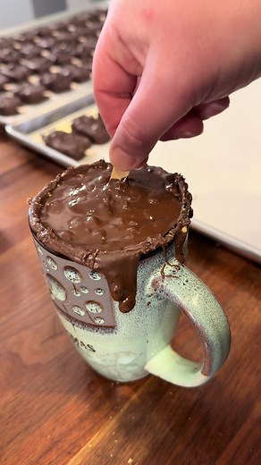 cake pop prep for the week | cake pop