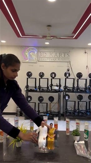 Turn your love story into a beautiful 3D miniature couple statue ❤️This custom handmade 3D coupl 19