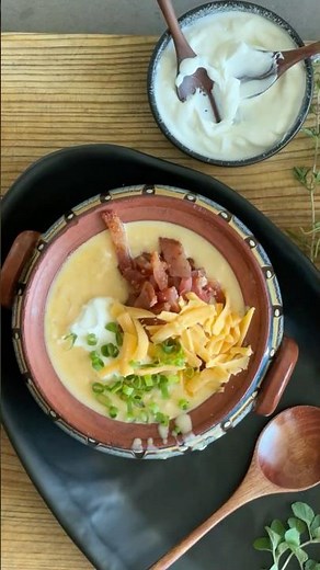 Hashbrown Potato Soup #loadedbakedpotatosoup #hashbrownpotatosoup #potatosoupcrockpot