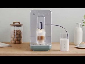 SMEG - Collezione Coffee Machine (BCC13) Latte Macchiato