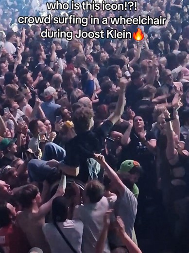 Iconic Crowd Surfing in a Wheelchair at Ziggo Dome