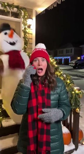 Unexpected Snowman Surprise Turns Into Pure Laughter | #viral #funny #prankvideo #camera #funnyprank