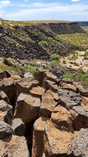 110 reactions · 22 shares | This volcano didn’t build a cone, it blew a hole. Here’s how magma, water, and pressure created Kilbourne Hole, a maar volcano formed ~70,000 years ago.  - - -  Animated, written, and narrated by Trinity Fushille #kilbournehole #volcano #geology #earthprocesses #stem | Celebration of Our Mountains - El Paso | Facebook