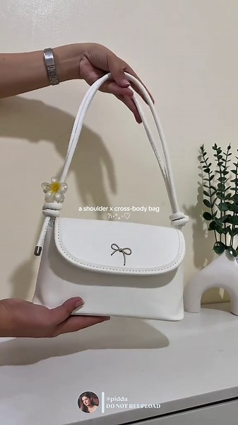 Coquette Shoulder Bag for Women: Stylish and Functional